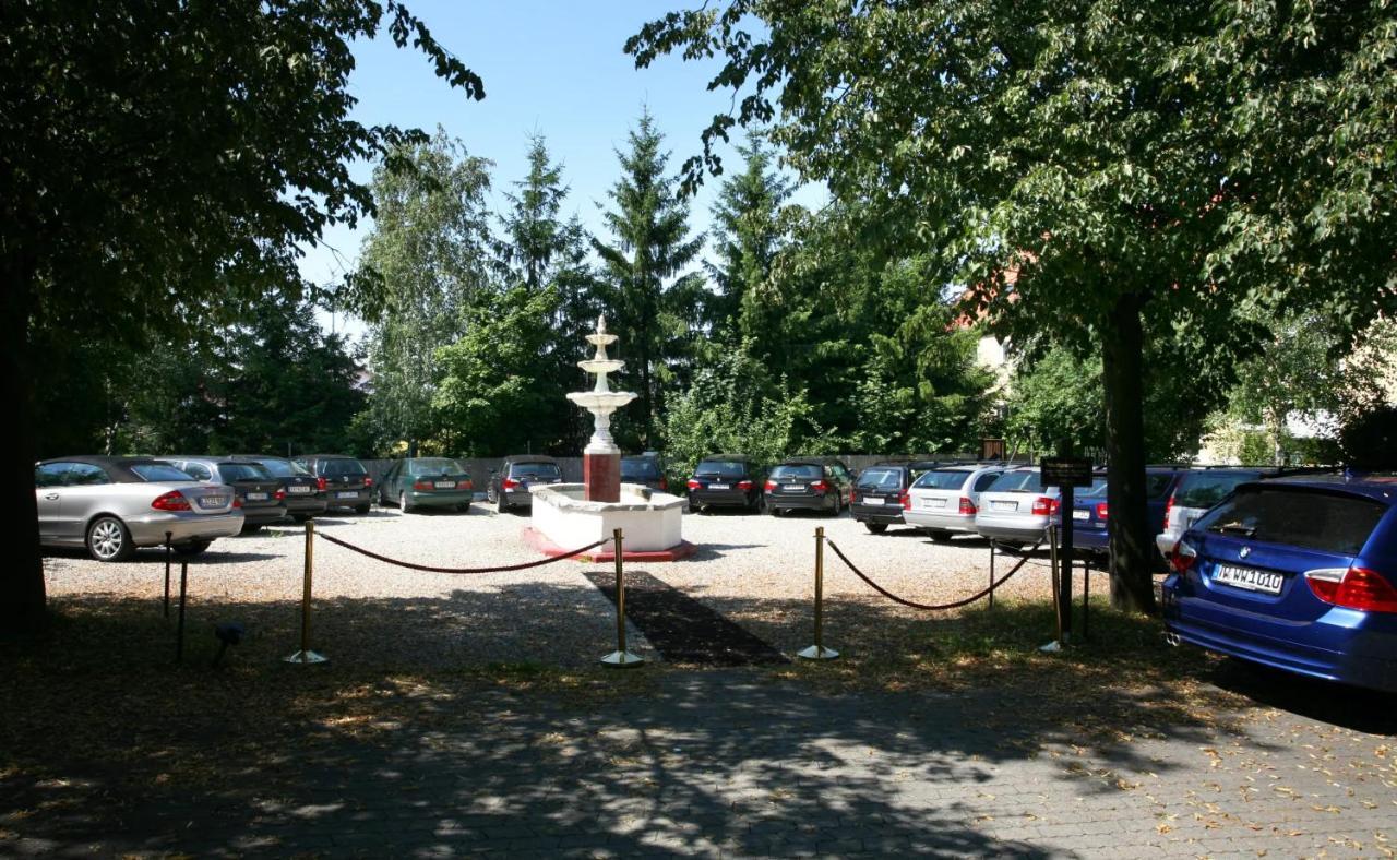 Runas Air Muc Park Sleep & Fly Hallbergmoos Exterior foto